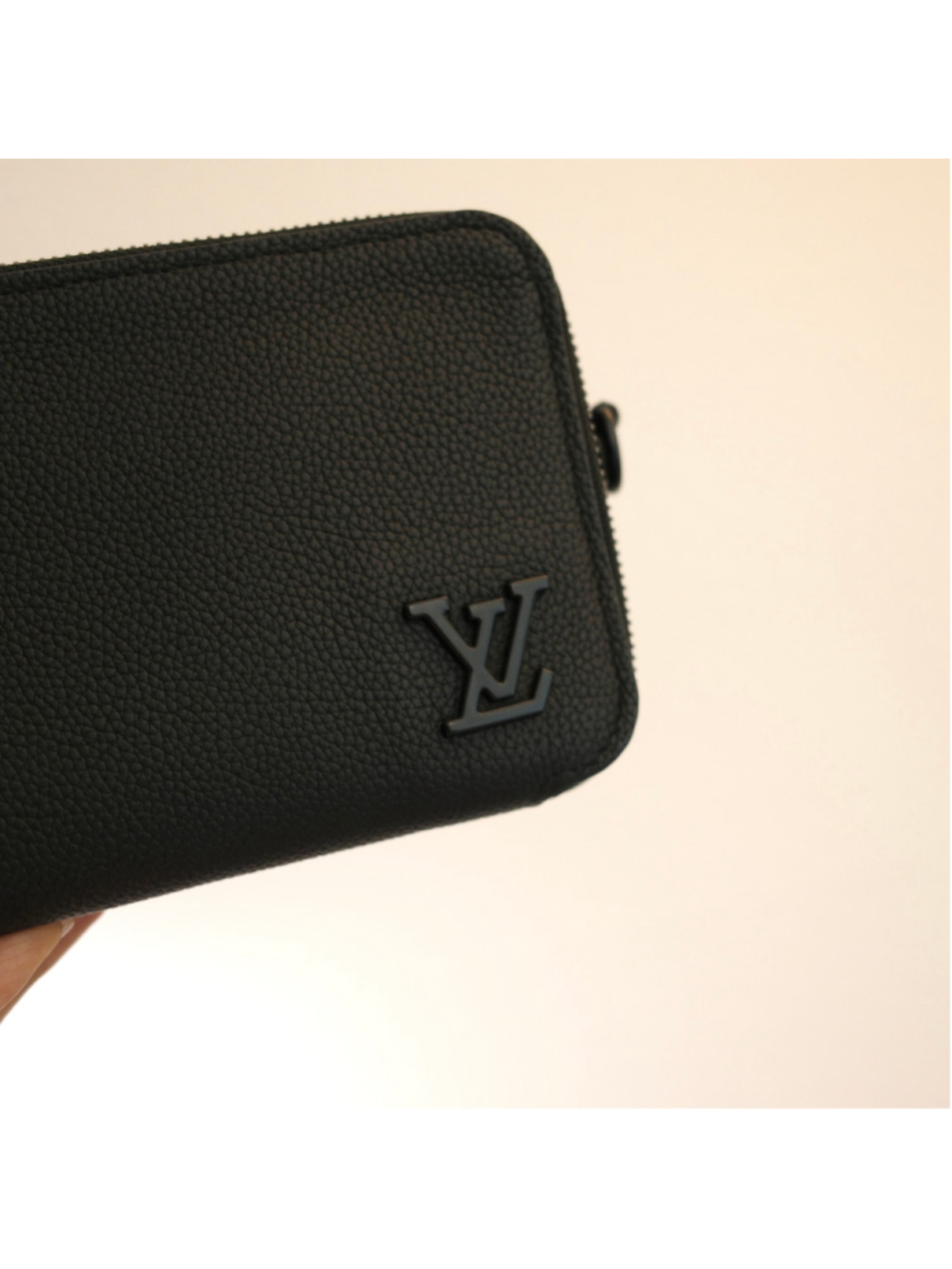 LOUIS VUITTON Alpha Messenger Crossbody Bag Black Aerogram Leather
